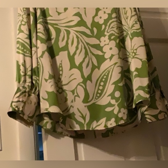 Zara Green and White Floral Blouse - Picture 5 of 6